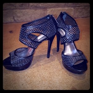 Simply Vera High Heels